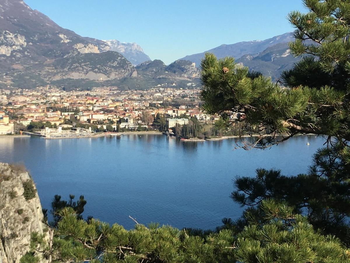 Appartamento La Bastia Fra Il Lago Di Garda E Brescia Citta Nuvolento Exterior photo